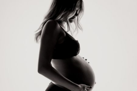 Dal chirurgo dopo la gravidanza: gli interventi per tornare in forma