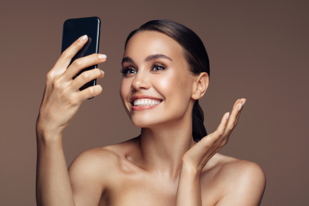 Medicina e chirurgia estetica per un selfie? Un trend che non fa bene alla bellezza!