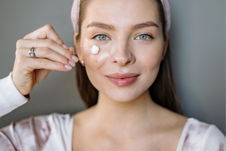 Peeling superficiale: i vantaggi del trattamento per la bellezza della pelle