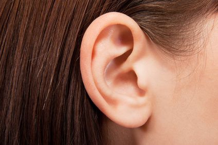 Come eliminare le orecchie e sventola? Ci pensa l’otoplastica